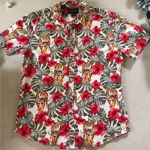 No Boundaries Tropical Tiger Print Shirt